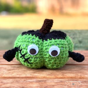 Lil Monsters Devil Pumpkin - Free Crochet Pattern | SeeLoveShare