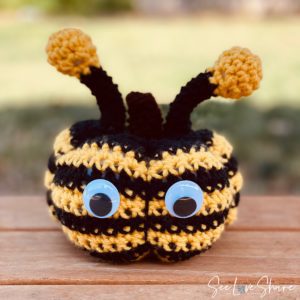 Bumble Bee costume pumpkin
