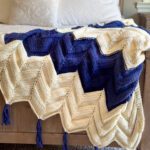 Easy Peasy Chevron Chunky Knit Throw