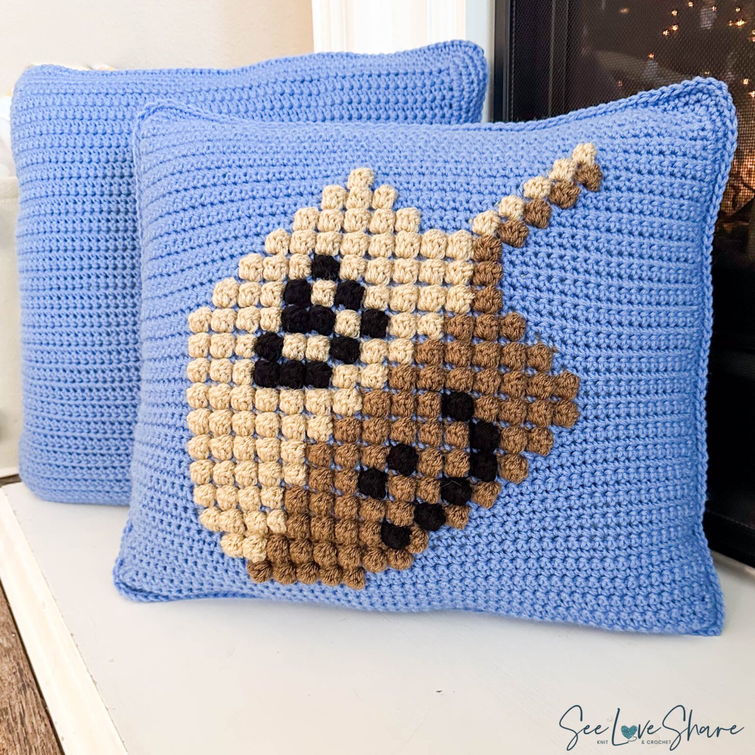 Dreidel Bobble Stitch Pillow Free Crochet Pattern