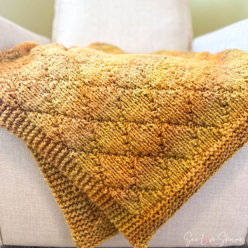 Easy Argyle Chunky Knit Throw Pattern for Beginners