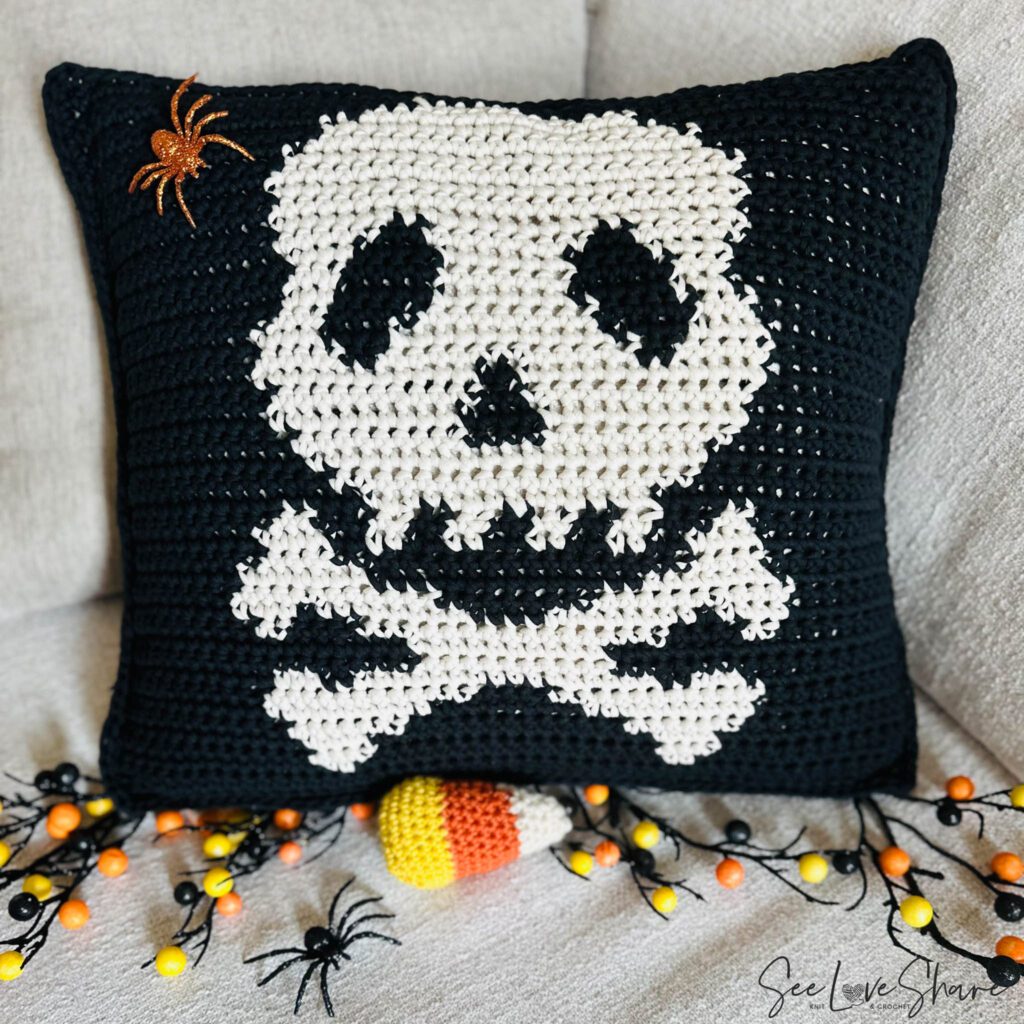 Halloween Skull Pillow Crochet Pattern – Easy DIY Home Decor