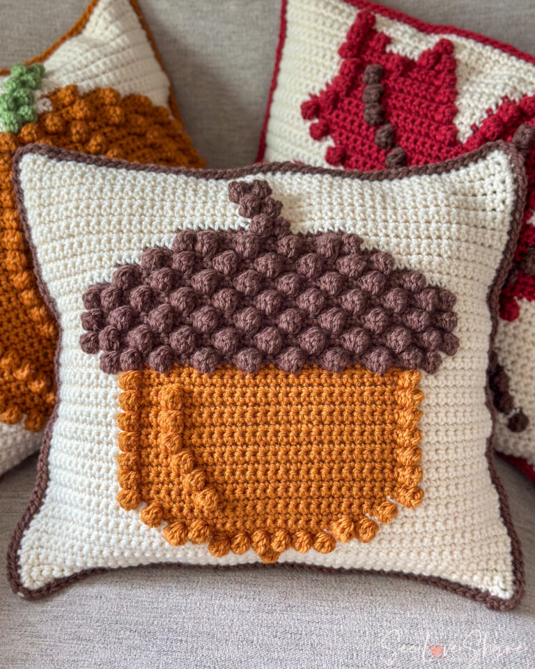 Acorn bobble pillow